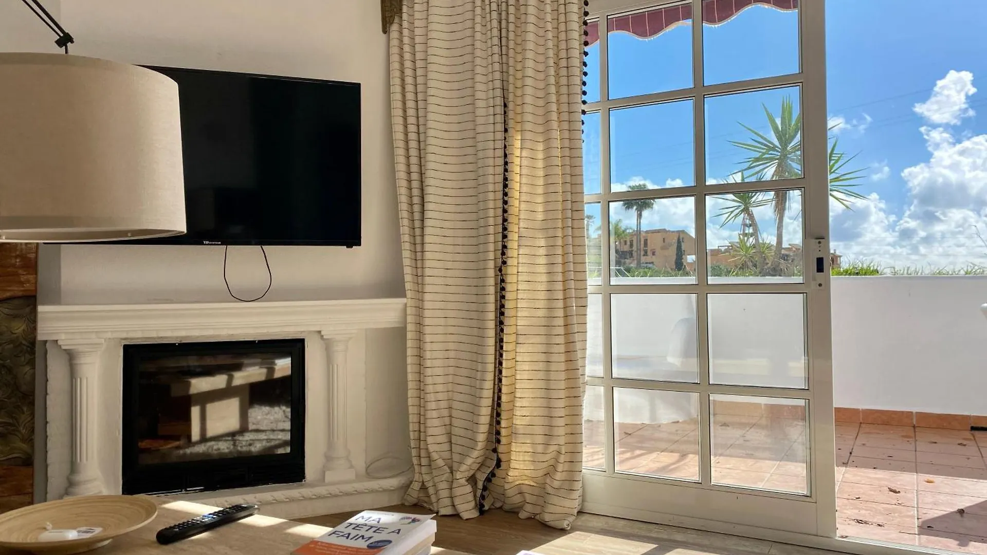 Charming, Sunny And Bright Appartment Sea View Riviera Mijas 말라가